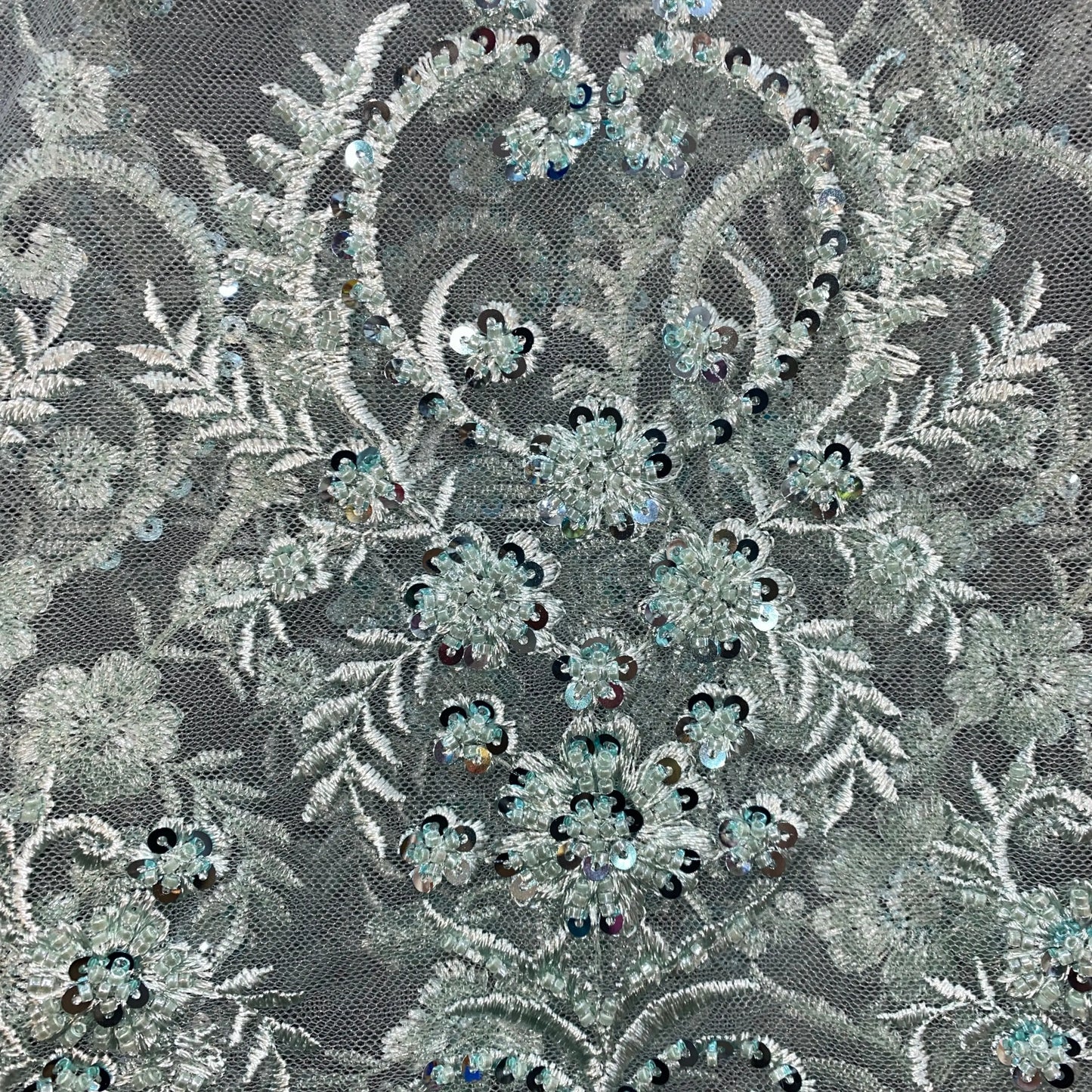 Dentelle perlée fleuri Afrorientale